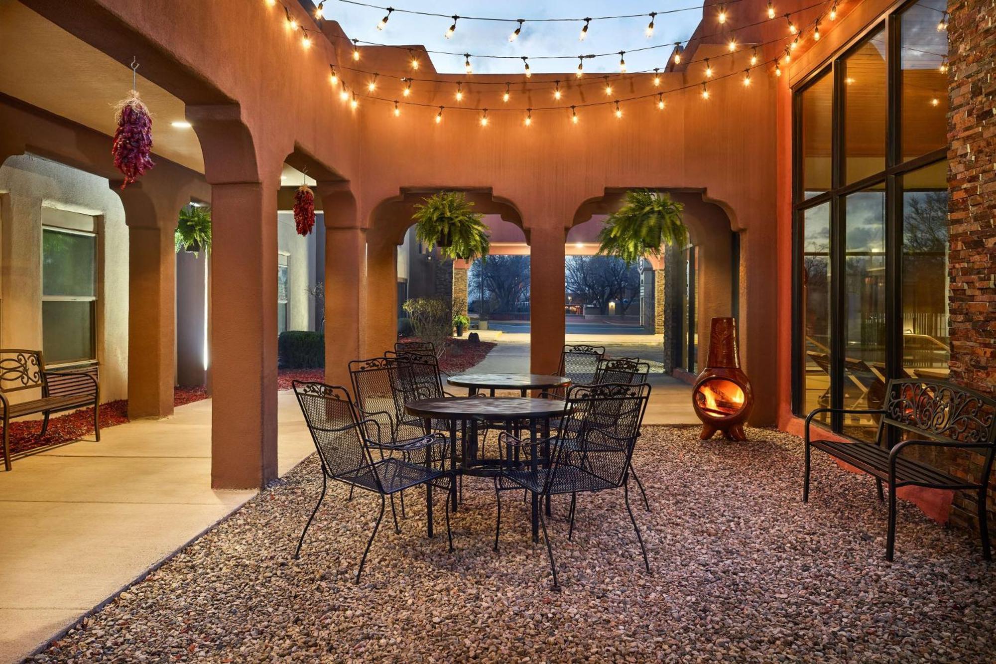 Hampton Inn Taos Exterior foto