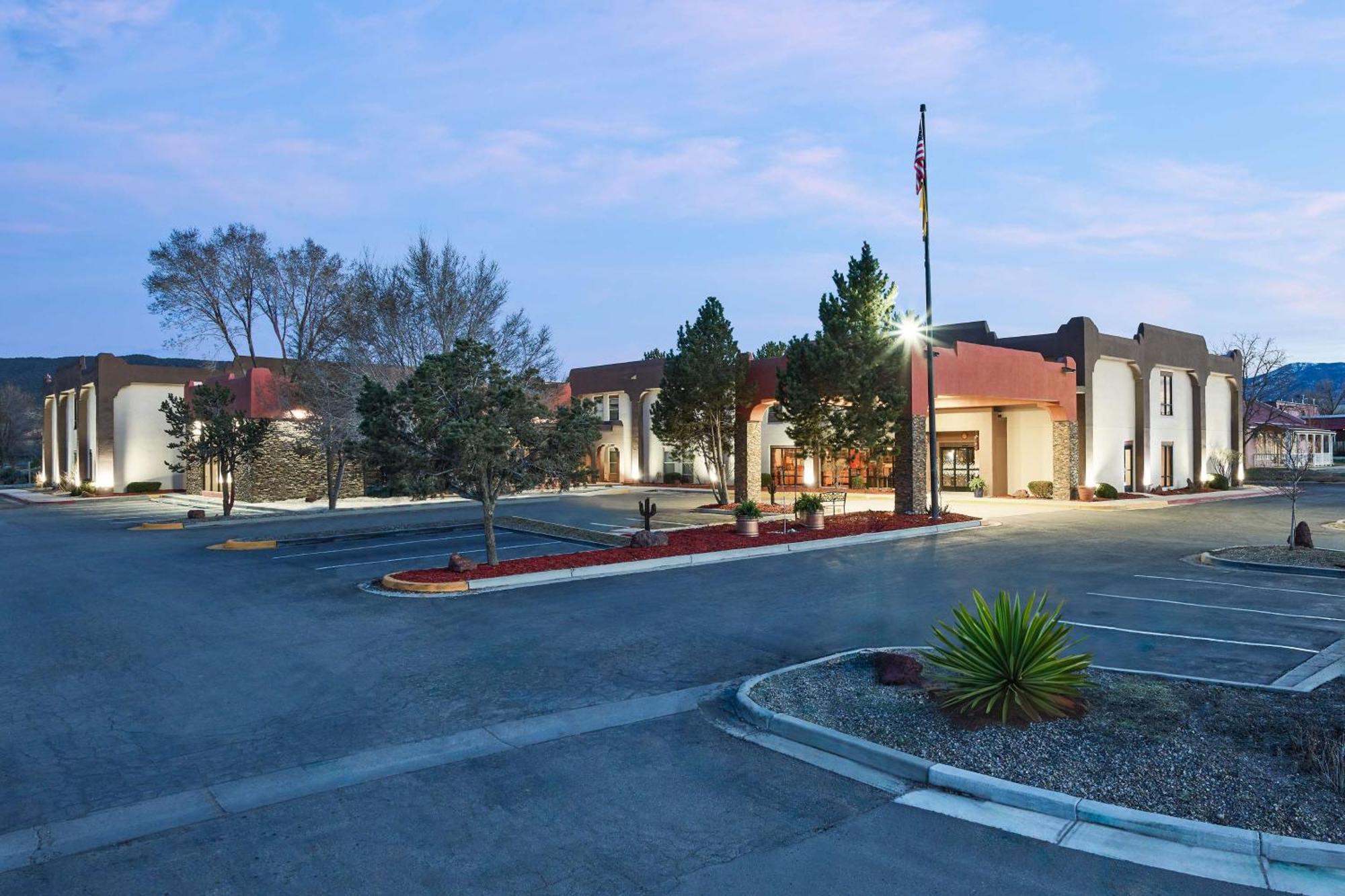Hampton Inn Taos Exterior foto