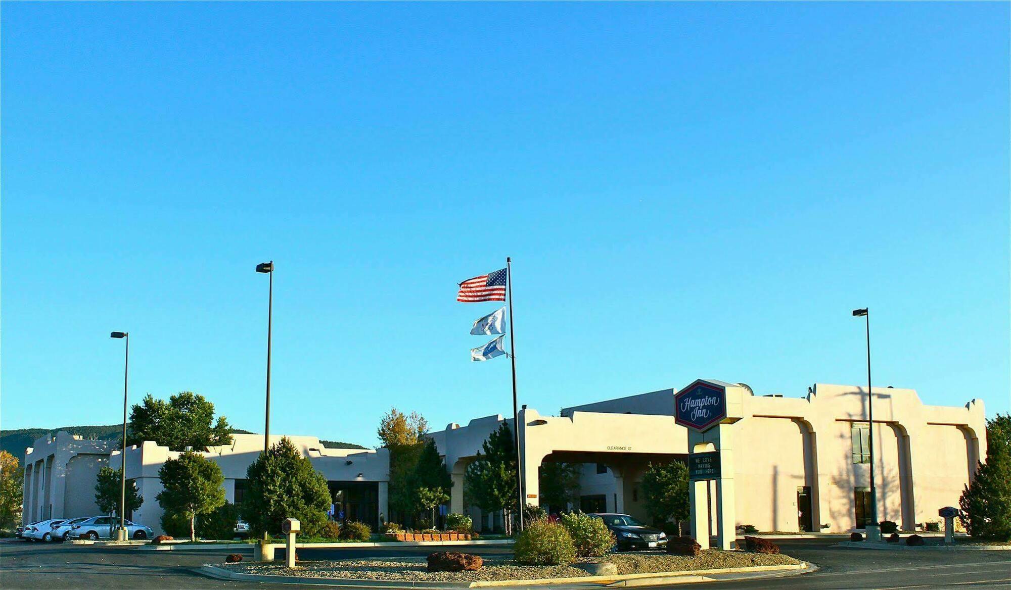 Hampton Inn Taos Exterior foto